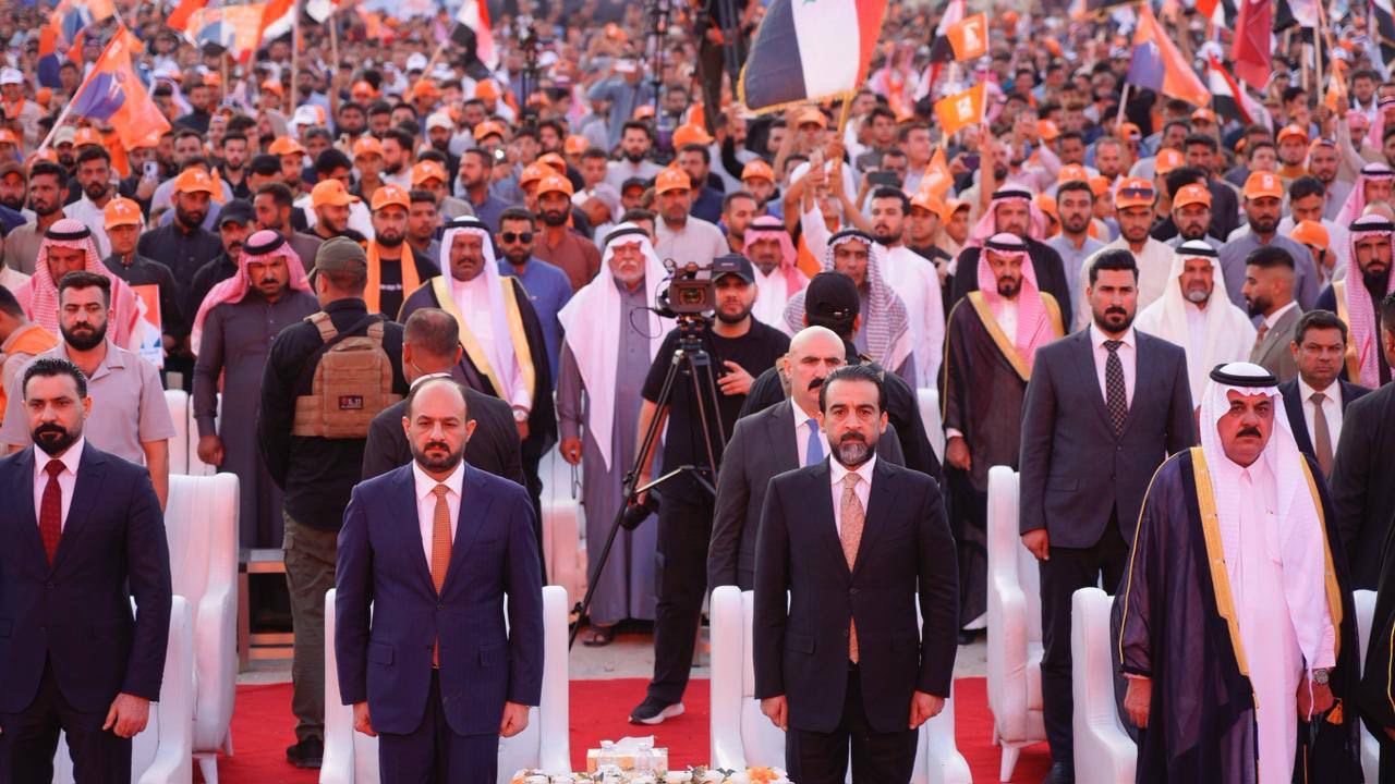 الرئيس الحلبوسي يحضر تجمعا في القائم لدعم المحافظ محمد نوري الدليمي