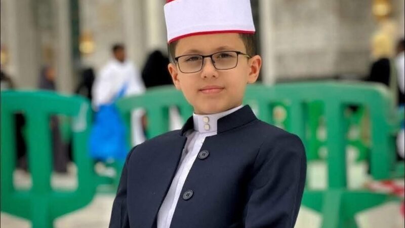 مصطفى الحديدي.. صوت صغير يعتلي المنبر ويوقظ الأمل في العراق