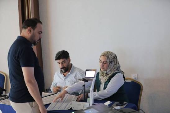 خطوتك الأولى للمشاركة تبدأ بتحديث بياناتك الانتخابية