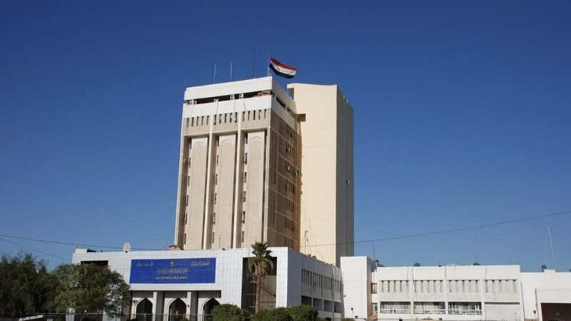 المالية توضح: أموال الحماية الاجتماعية لم تسحب.. الحساب جُمّد فقط