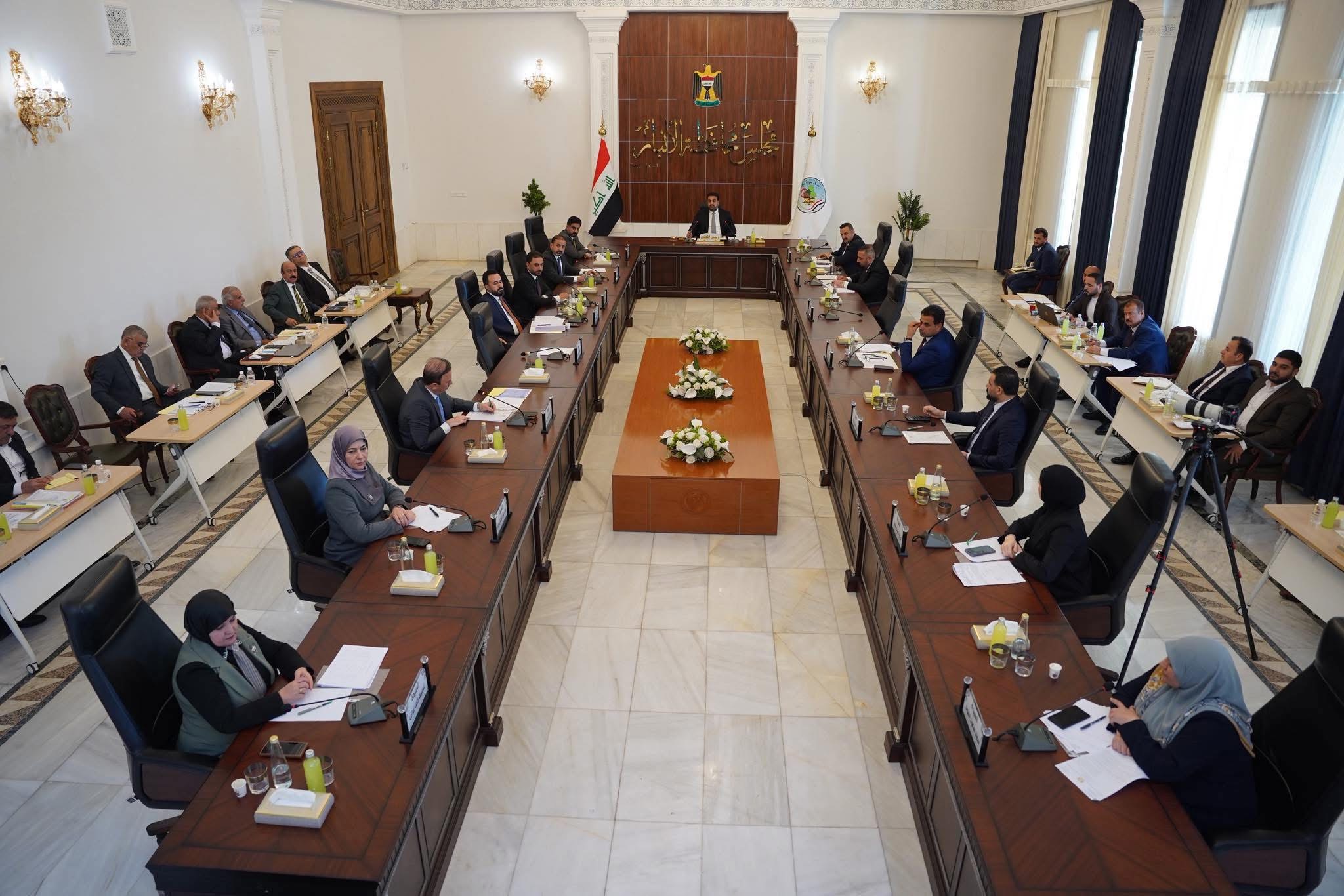 أبرز ما جاء في جلسة مجلس محافظة الأنبار من بينها رواتب عمال البلدية ومشكلة إخلاء مجمع السبعة كيلو