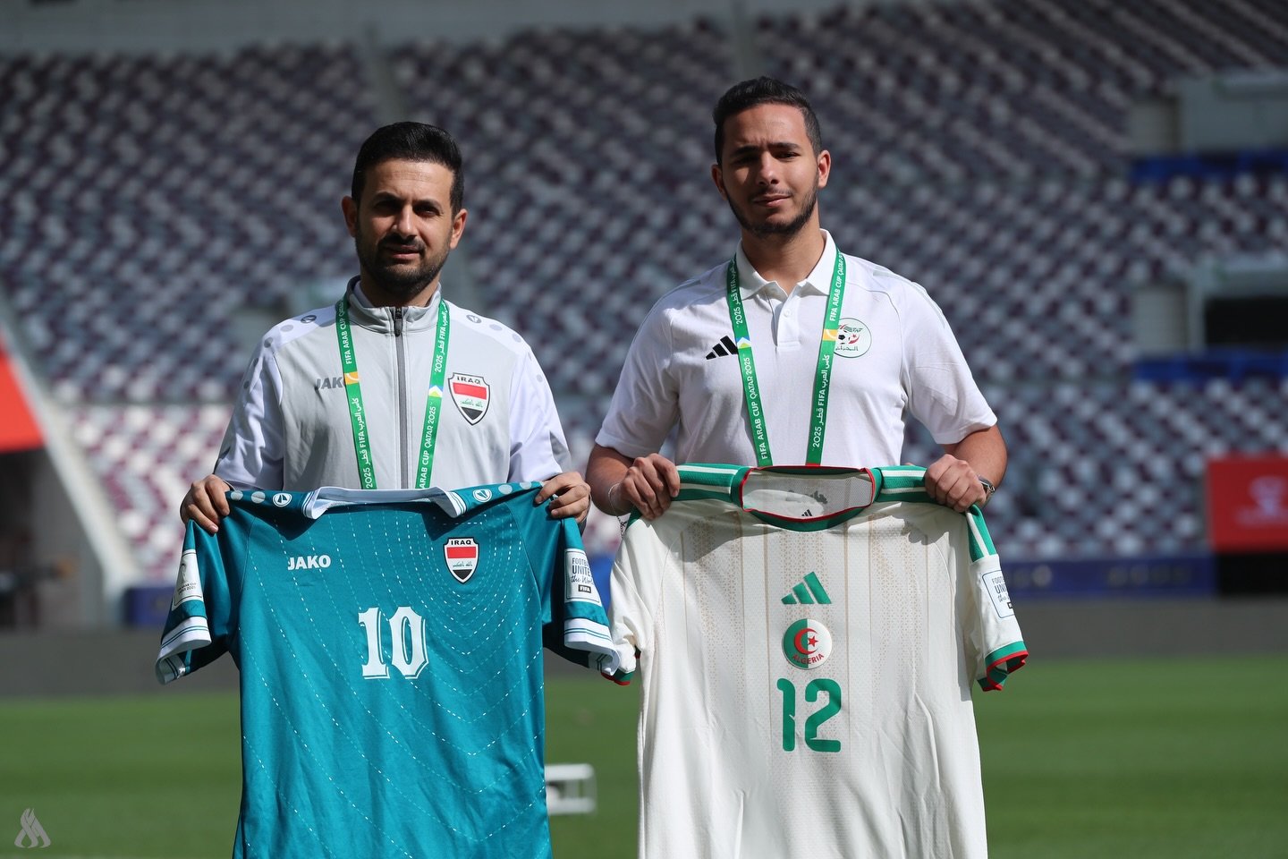 منتخبنا الوطني بالزي الأخضر أمام الجزائر غداً