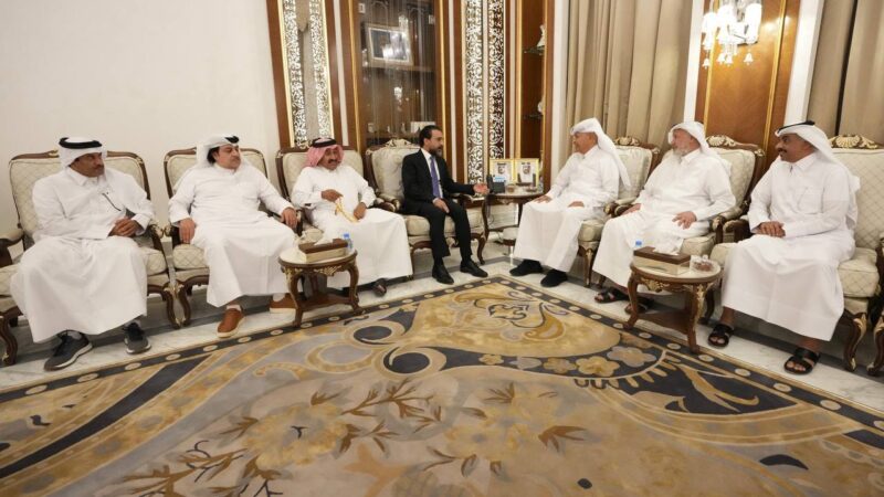الرئيس الحلبوسي يبحث تعزيز التعاون البرلماني مع رئيس مجلس الشورى القطري