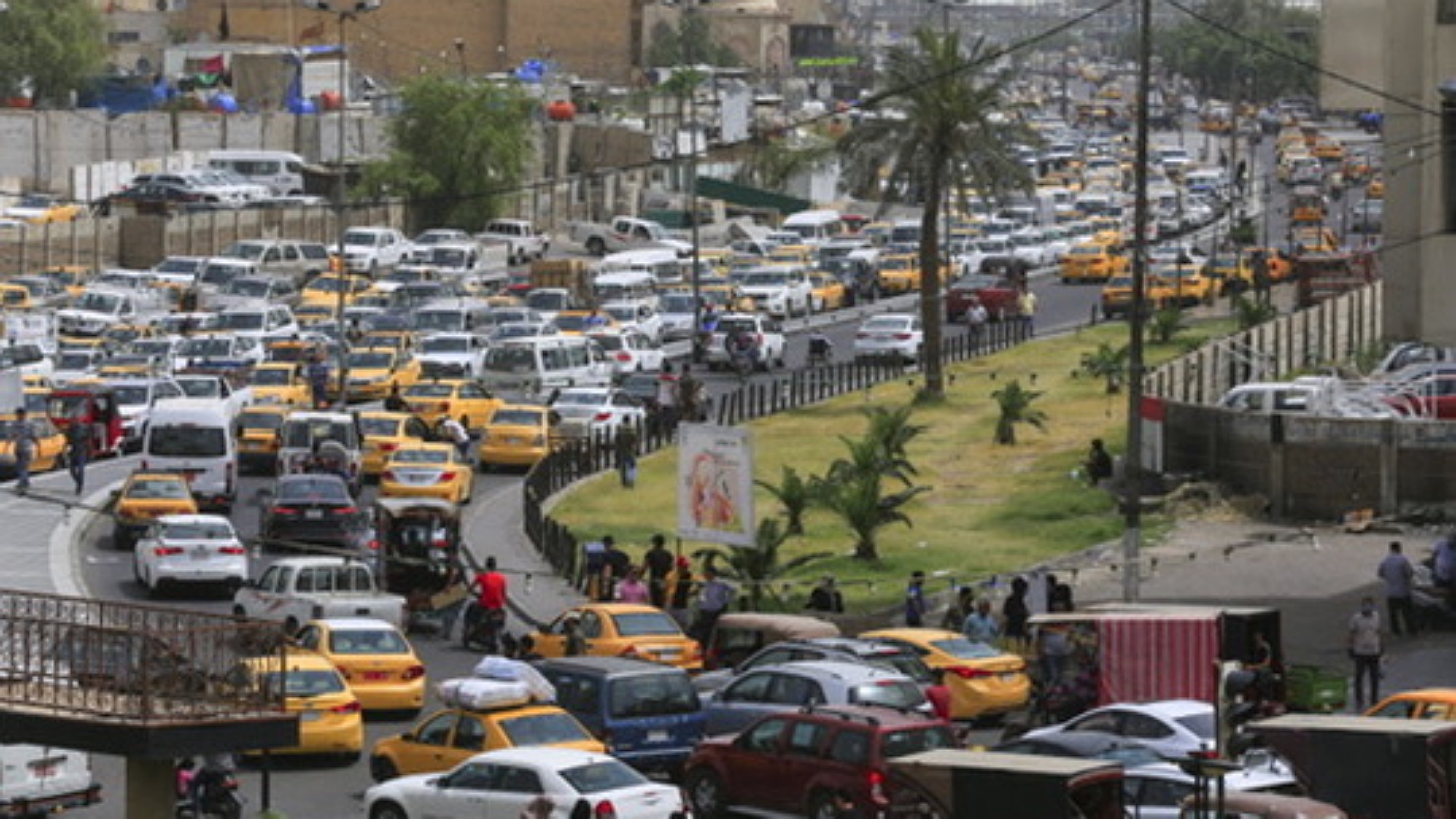 التجارة: تطبيق المواصفة العراقية للسيارات مطلع العام المقبل