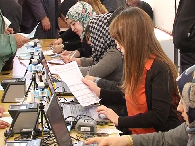 المجلس الوزاري للاقتصاد يوضح بشأن قرار عدم احتساب الشهادات أثناء الوظيفة
